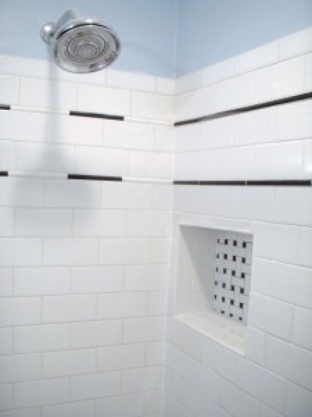 Bathroom Subway Tile Dark Grout